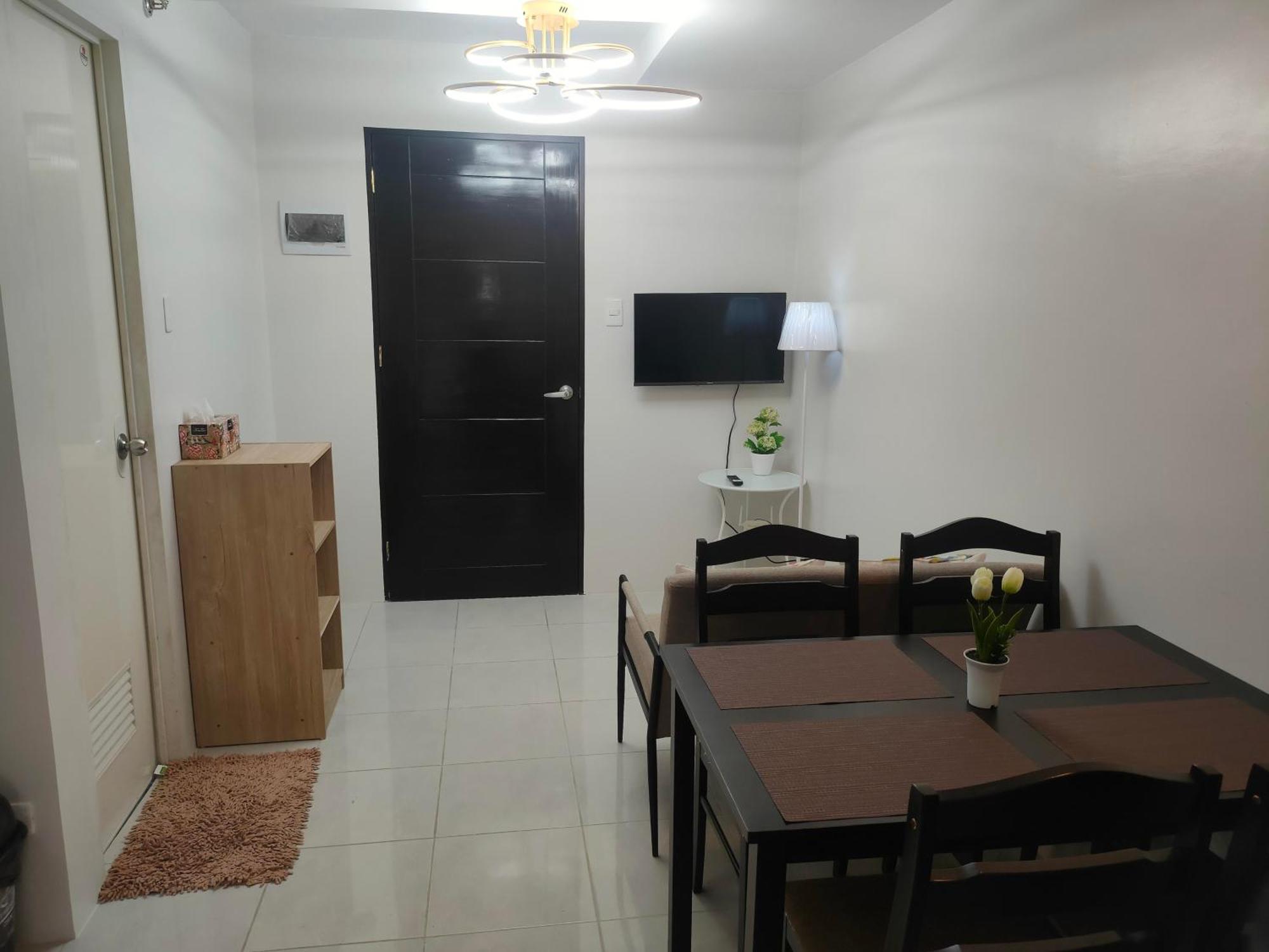 2 Bedrooms Unit Cj & Kc Staycation, Cebu Mandaue Kültér fotó